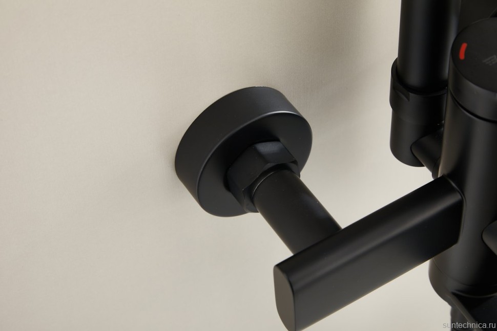 Душевая стойка BELZ B812 B24812-7 матовая черная