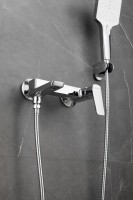 Смеситель для ванны с душем BELZ B715 B60715 хром