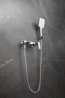 Смеситель для ванны с душем BELZ B715 B60715 хром