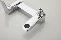 Смеситель для ванны с душем BELZ B715 B60715 хром