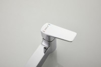 Смеситель для ванны с душем BELZ B715 B60715 хром