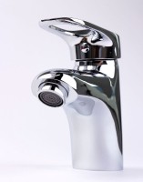 Смеситель для раковины Fashun A1004 хром Смеситель для раковины Fashun A1004 хром