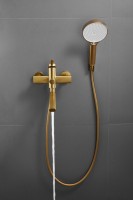Смеситель с длинным изливом для ванны BELZ B813 B22813-5 золото