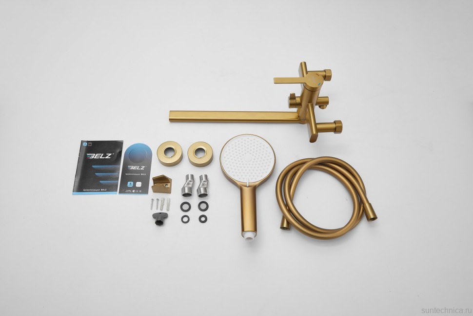 Смеситель с длинным изливом для ванны BELZ B813 B22813-5 золото