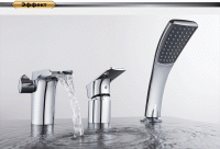 Смеситель на борт ванны D&K Berlin Freie DA1434201 хром Смеситель на борт ванны D&K Berlin Freie DA1434201 хром