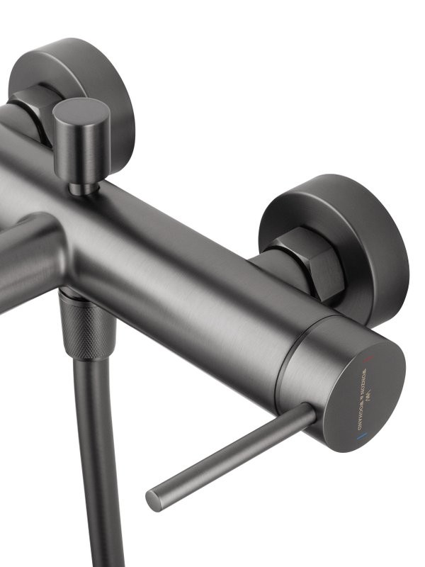 Смеситель для ванны с душем Wonzon & Woghand Stick WW-88639017-BGM темный графит