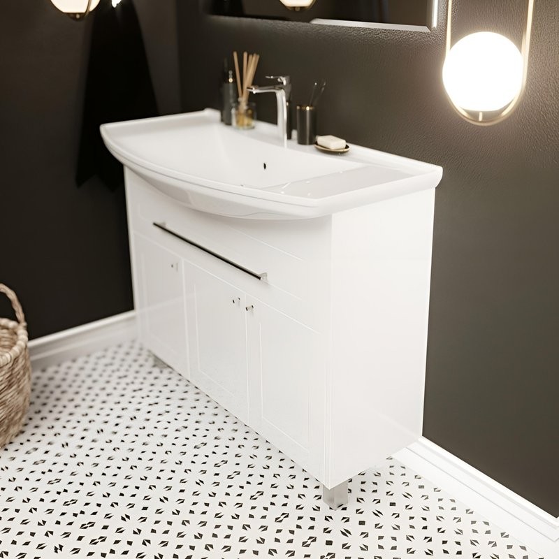 Мебель для ванной комнаты 1MarKa Lina classic new 105 белый глянец, с дверками и ящиком