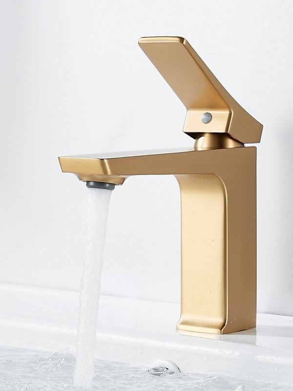 Смеситель для раковины Shevanik S4401G, золотой сатин