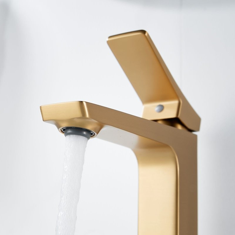 Смеситель для раковины Shevanik S4401G, золотой сатин