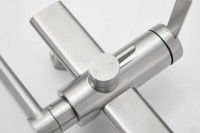 Смеситель с длинным изливом для ванны BELZ B813 B22813-1 сатин Смеситель с длинным изливом для ванны BELZ B813 B22813-1 сатин