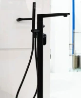 Напольный смеситель для ванны с душем Wasserkraft Elbe 7421 Напольный смеситель для ванны с душем Wasserkraft Elbe 7421