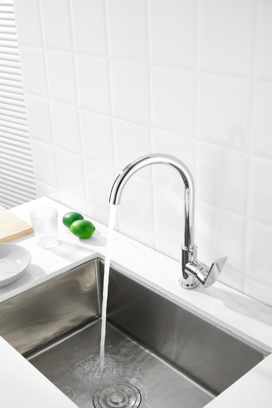 Смеситель для кухни BELZ B679 B70679 хром