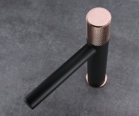 Смеситель для раковины Bronze de Luxe Avantgarde 2030MH черный, розовое золото