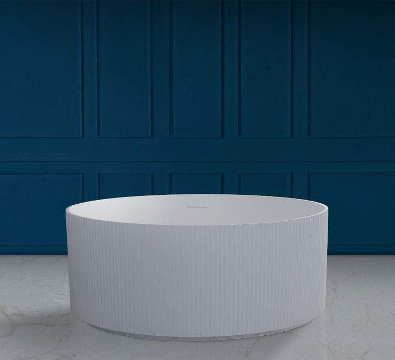 Ванна из искусственного камня Abber Stein AS9679 150x150 см, отдельностоящая, матовая белая, круглая, на ножках, с донным клапаном, фурнитура белая