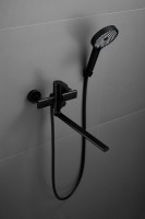 Смеситель с длинным изливом для ванны BELZ B813 B22813-7 черный