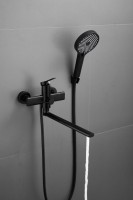 Смеситель с длинным изливом для ванны BELZ B813 B22813-7 черный