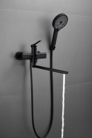 Смеситель с длинным изливом для ванны BELZ B813 B22813-7 черный