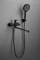 Смеситель с длинным изливом для ванны BELZ B813 B22813-7 черный