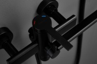 Смеситель с длинным изливом для ванны BELZ B813 B22813-7 черный