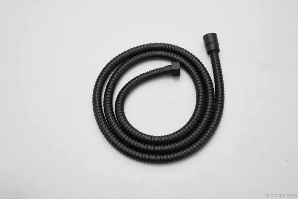 Смеситель с длинным изливом для ванны BELZ B813 B22813-7 черный