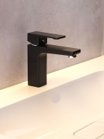 Смеситель для раковины AltroBagno Lamberto AltroBagnoLamberto0124MB матовый черный