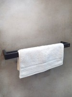 Держатель для полотенец AltroBagno Aperto 081403 MB матовый черный Держатель для полотенец AltroBagno Aperto 081403 MB матовый черный