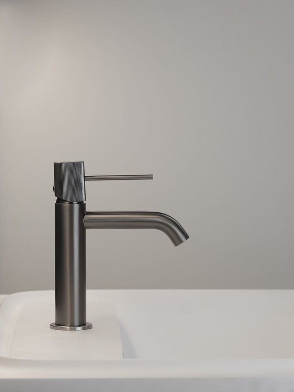 Смеситель для раковины AltroBagno Bilancia AltroBagnoBilancia0141GM оружейная сталь