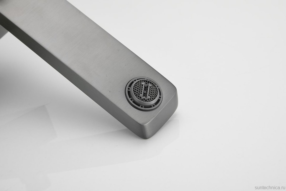 Душевая стойка BELZ B672 B24672-3 оружейная сталь