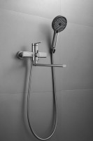 Смеситель с длинным изливом для ванны BELZ B813 B22813-3 оружейная сталь