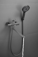 Смеситель с длинным изливом для ванны BELZ B813 B22813-3 оружейная сталь