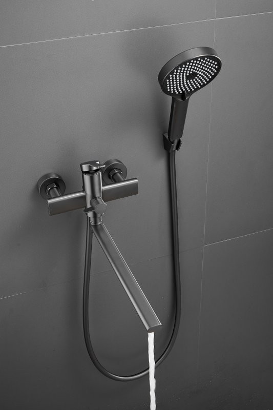 Смеситель с длинным изливом для ванны BELZ B813 B22813-3 оружейная сталь