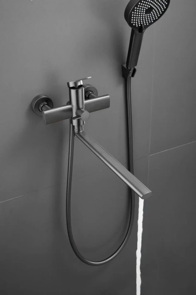 Смеситель с длинным изливом для ванны BELZ B813 B22813-3 оружейная сталь
