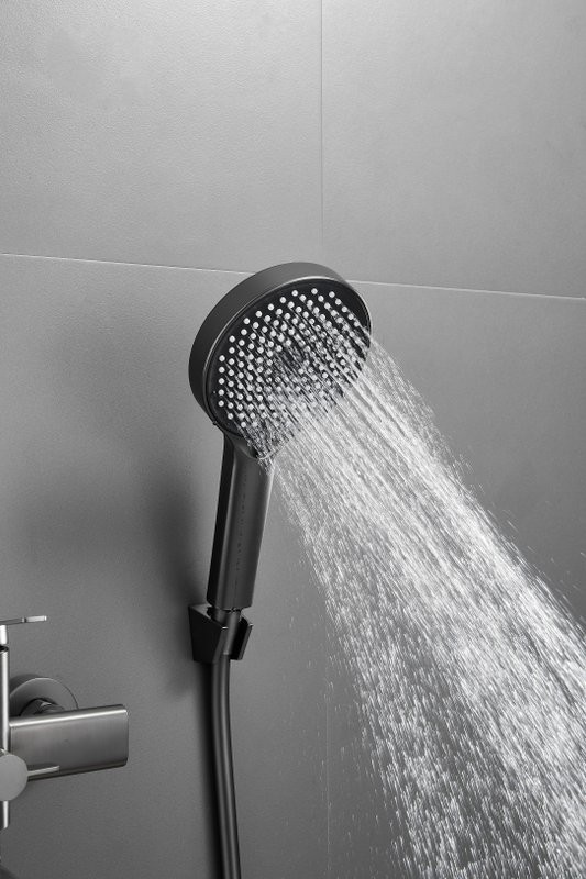 Смеситель с длинным изливом для ванны BELZ B813 B22813-3 оружейная сталь