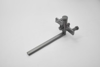 Смеситель с длинным изливом для ванны BELZ B813 B22813-3 оружейная сталь