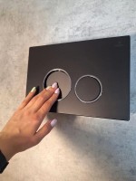 Кнопка смыва для унитаза AltroBagno Beni aggiuntivi AltroBagnoPFP005DQ пластик, цвет черный