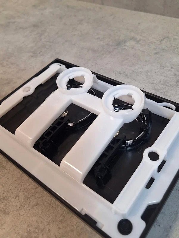 Кнопка смыва для унитаза AltroBagno Beni aggiuntivi AltroBagnoPFP005DQ пластик, цвет черный