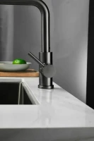 Смеситель для кухни BELZ B811 B74811-3 оружейная сталь Смеситель для кухни BELZ B811 B74811-3 оружейная сталь