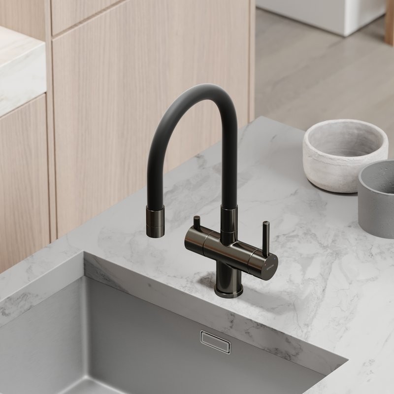 Смеситель для кухни Sancos Lucia SC4004GG с гибким изливом, вороненая сталь