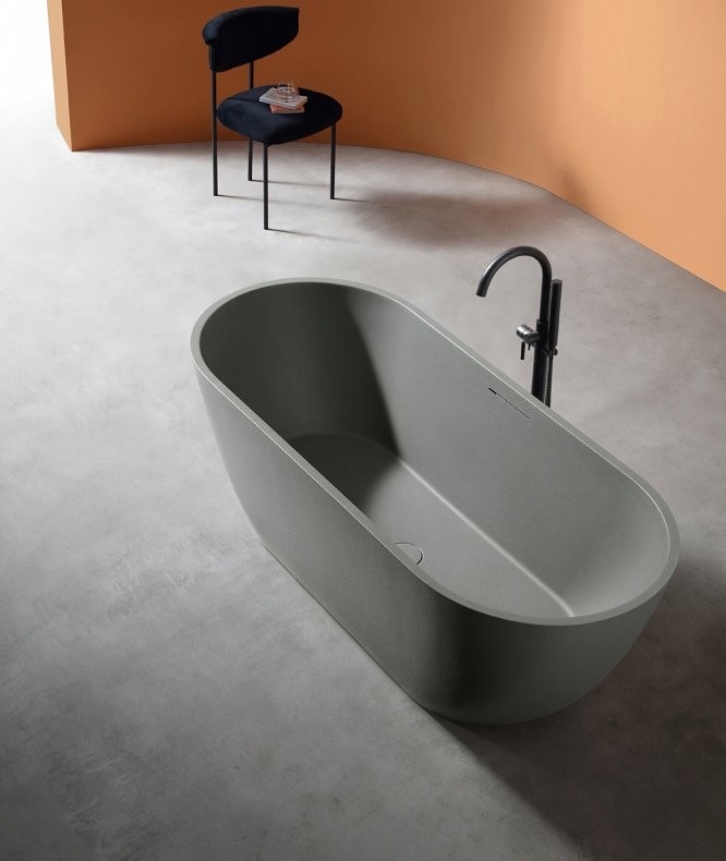 Ванна из искусственного камня Abber Frankfurt AM9941MLG 170x75 см, отдельностоящая, матовая светло-серая, овальная, фурнитура белая