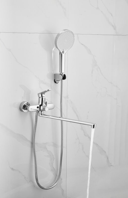 Смеситель с длинным изливом для ванны BELZ B713 B22713 хром