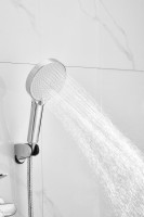 Смеситель с длинным изливом для ванны BELZ B713 B22713 хром Смеситель с длинным изливом для ванны BELZ B713 B22713 хром