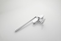 Смеситель с длинным изливом для ванны BELZ B713 B22713 хром Смеситель с длинным изливом для ванны BELZ B713 B22713 хром