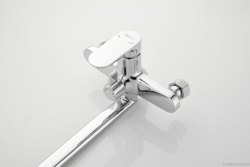 Смеситель с длинным изливом для ванны BELZ B713 B22713 хром