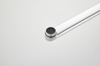 Смеситель с длинным изливом для ванны BELZ B713 B22713 хром Смеситель с длинным изливом для ванны BELZ B713 B22713 хром