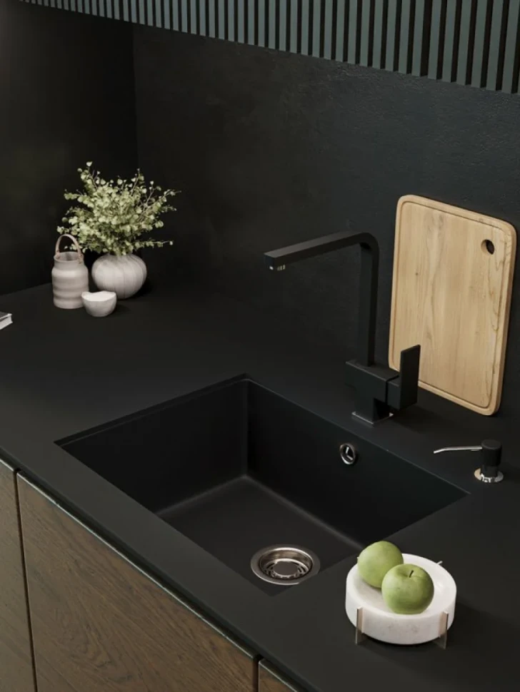 Мойка кухонная Emar Quartz EMQ-1555.P Оникс