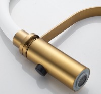 Смеситель для кухни Shevanik S943G-1 с гибким изливом, золотой сатин