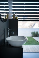 Накладная раковина Laufen Palomba 8.1680.2.000.112.1 52 белая, овальная