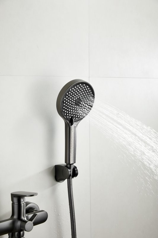 Смеситель с длинным изливом для ванны BELZ B713 B22713-3 оружейная сталь