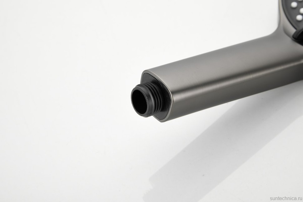 Смеситель с длинным изливом для ванны BELZ B713 B22713-3 оружейная сталь