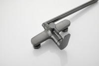 Смеситель с длинным изливом для ванны BELZ B713 B22713-3 оружейная сталь Смеситель с длинным изливом для ванны BELZ B713 B22713-3 оружейная сталь